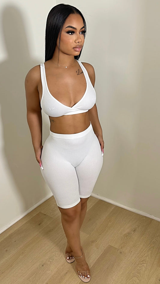 YUMMY BASIC SET (WHITE)