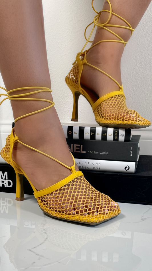 TANA LACE UP HEEL (YELLOW)